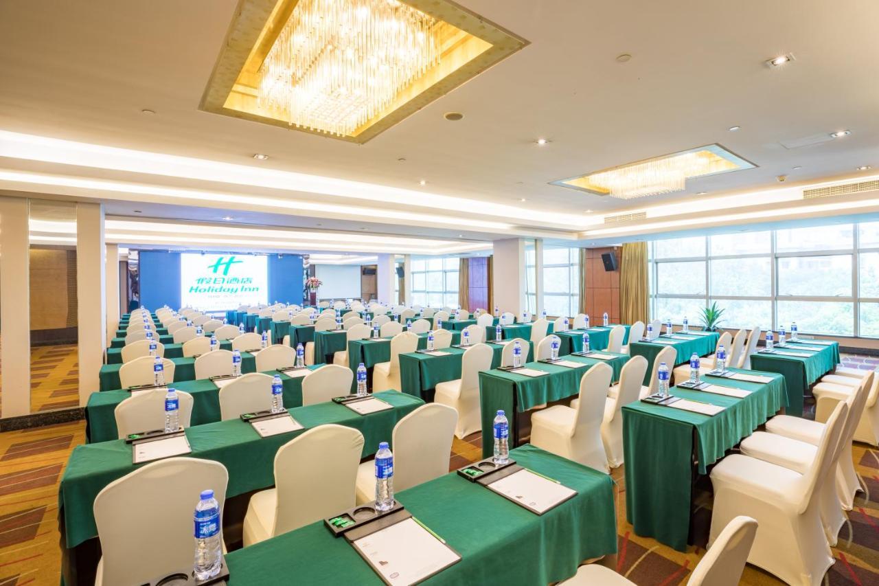 Holiday Inn Hangzhou City Center Экстерьер фото